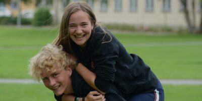 Summer school_web_graphics_testimonials Summer school students having fun