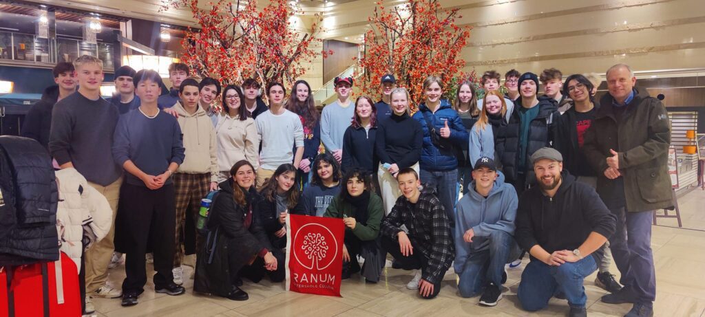 After-school students gathered in Japan